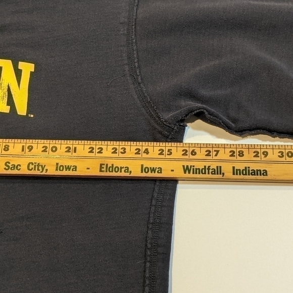 Michigan Wolverines Full Zip Hoodie Distressed Men's XL - Picture 8 of 10